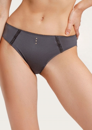 Трусики бразилиана