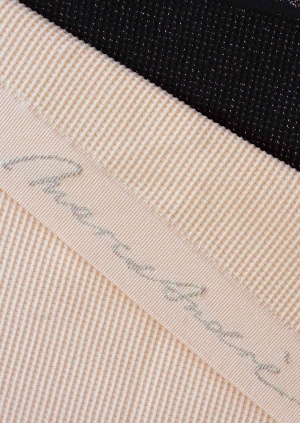 Трусы стринги с завышенной посадкой